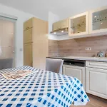 Апартаменты Gaestewohnung Am Schwanenteich Митвайда