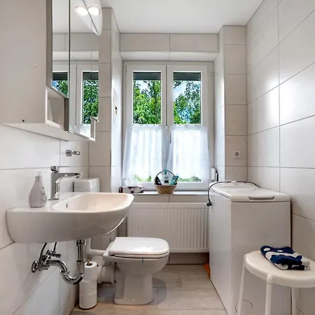 Gaestewohnung Am Schwanenteich Apartament