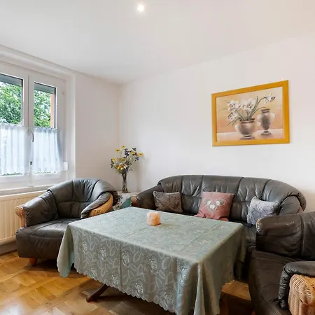 Gaestewohnung Am Schwanenteich Apartamento