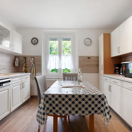 Apartamento Gaestewohnung Am Schwanenteich *